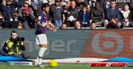 巴黎圣日耳曼姆巴佩连续两场进球