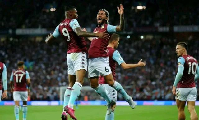 混团世界杯，孙颖莎真的好，把吉祥物送给了小妹妹，期待她的下次比赛