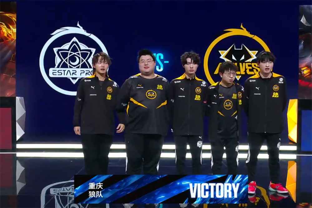 全球《绝地求生》开发商新作明年1月停运 曾用名《至暗时刻》手游